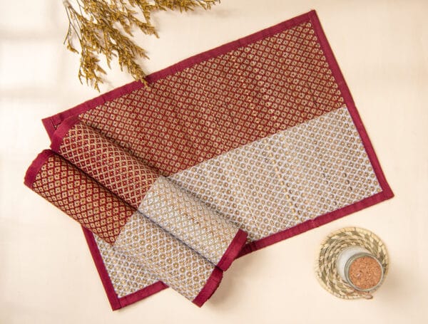 Handwoven Madurkathi Maroon Placemats / Tablemats - Image 2