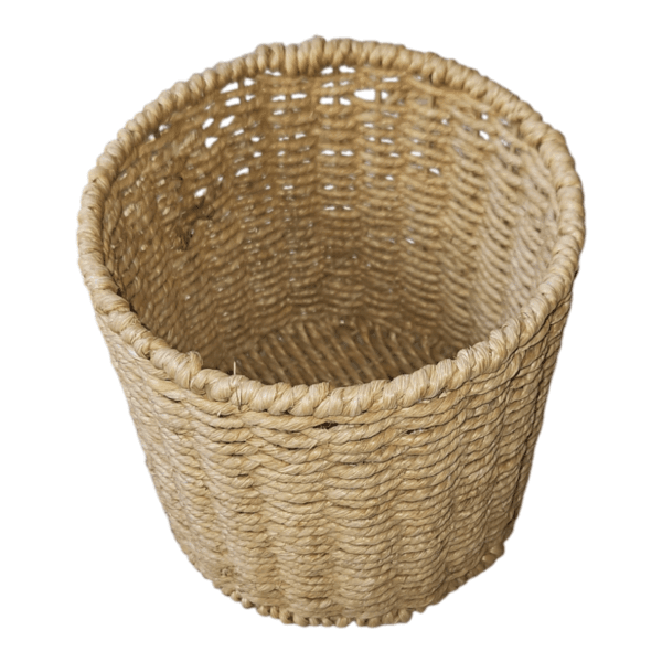Handwoven Sea Grass Planter for Indoor Patio - Image 3